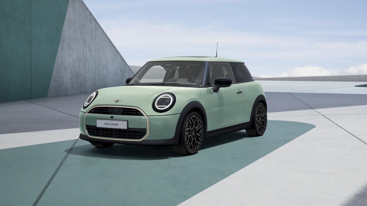 MINI Cooper C als dreitürer in Ocean Wave Green